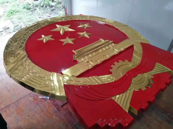 国徽的设计象征与国家精神的关系