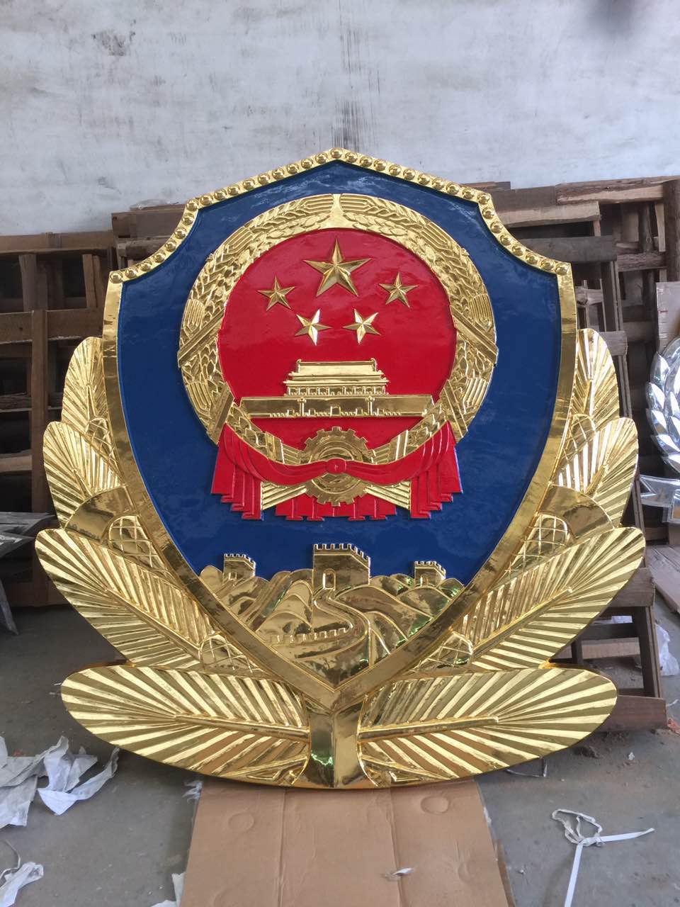 警徽厂家如何保证交货期